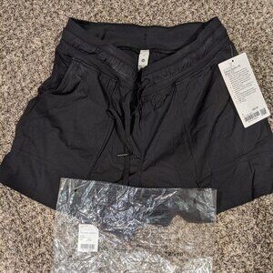Lululemon - Dance Studio High-Rise Short 3.5" - BLACK - Sz.8